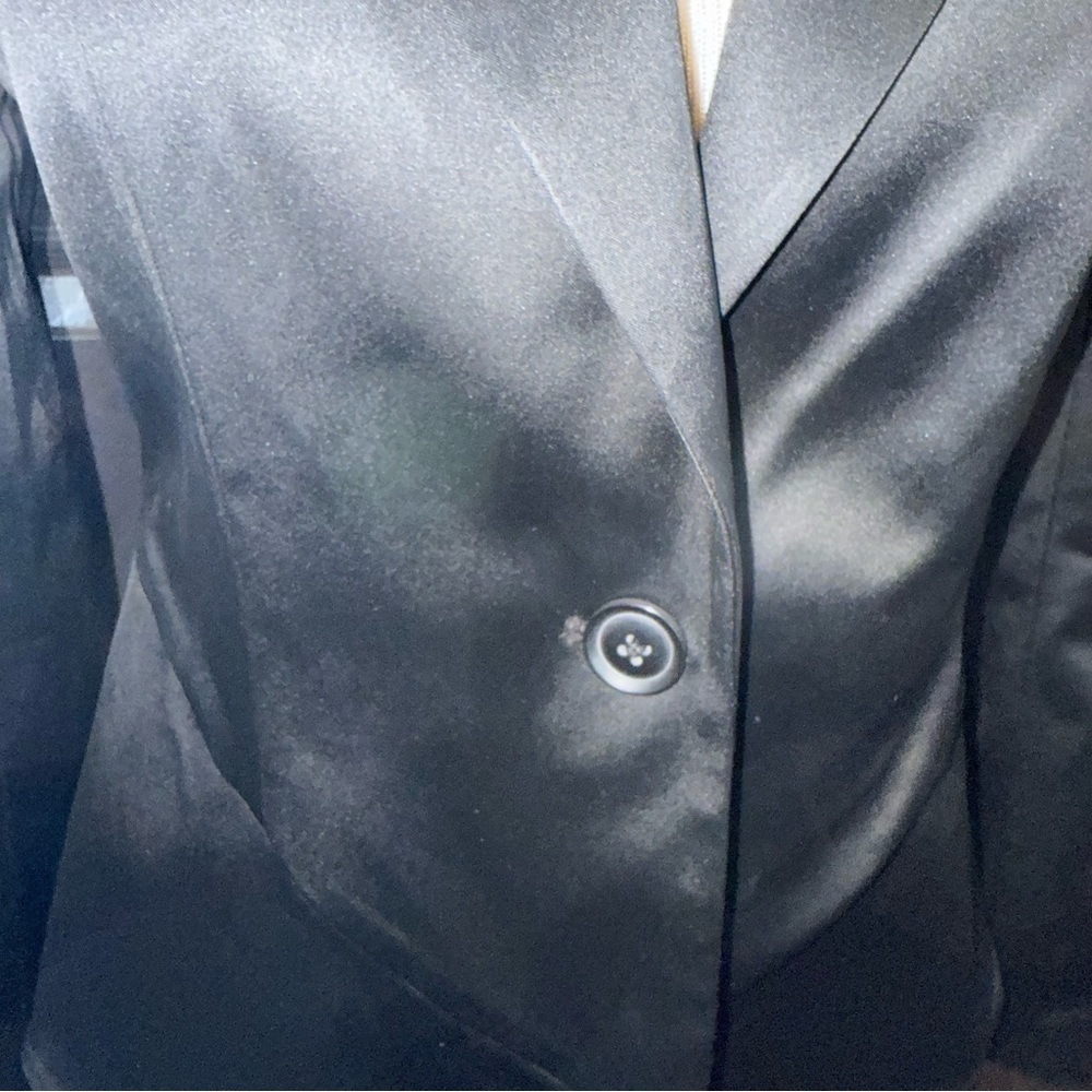 Alice + Olivia Denny Satin Single Breasted Blazer - Picture 3 of 13